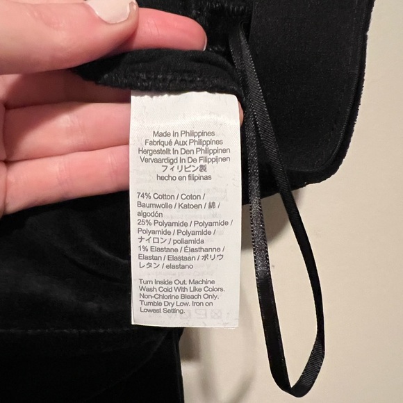 J.Crew Black Italian Stretch Velvet Leggings Mario Bellucci Size MP - Picture 9 of 12